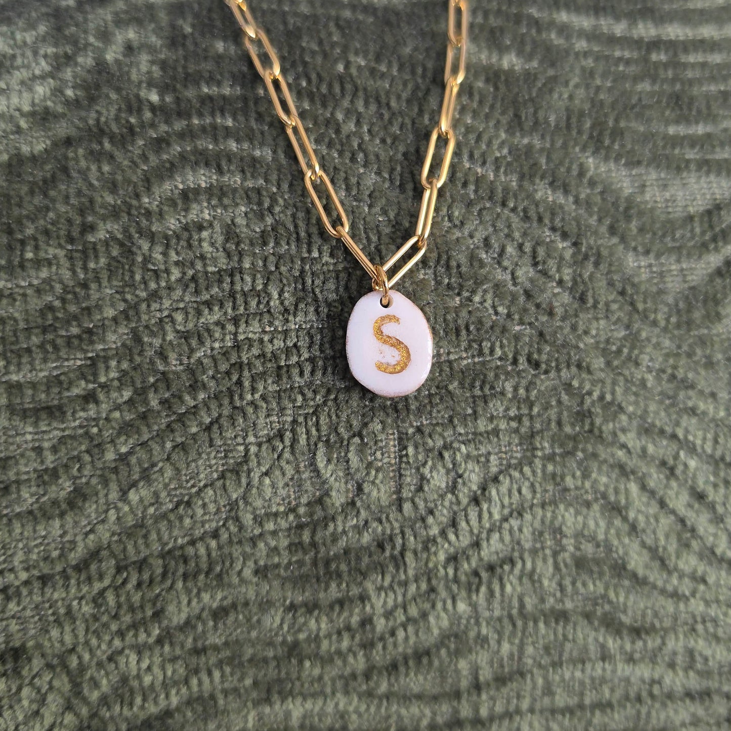 Tine Crest Necklace