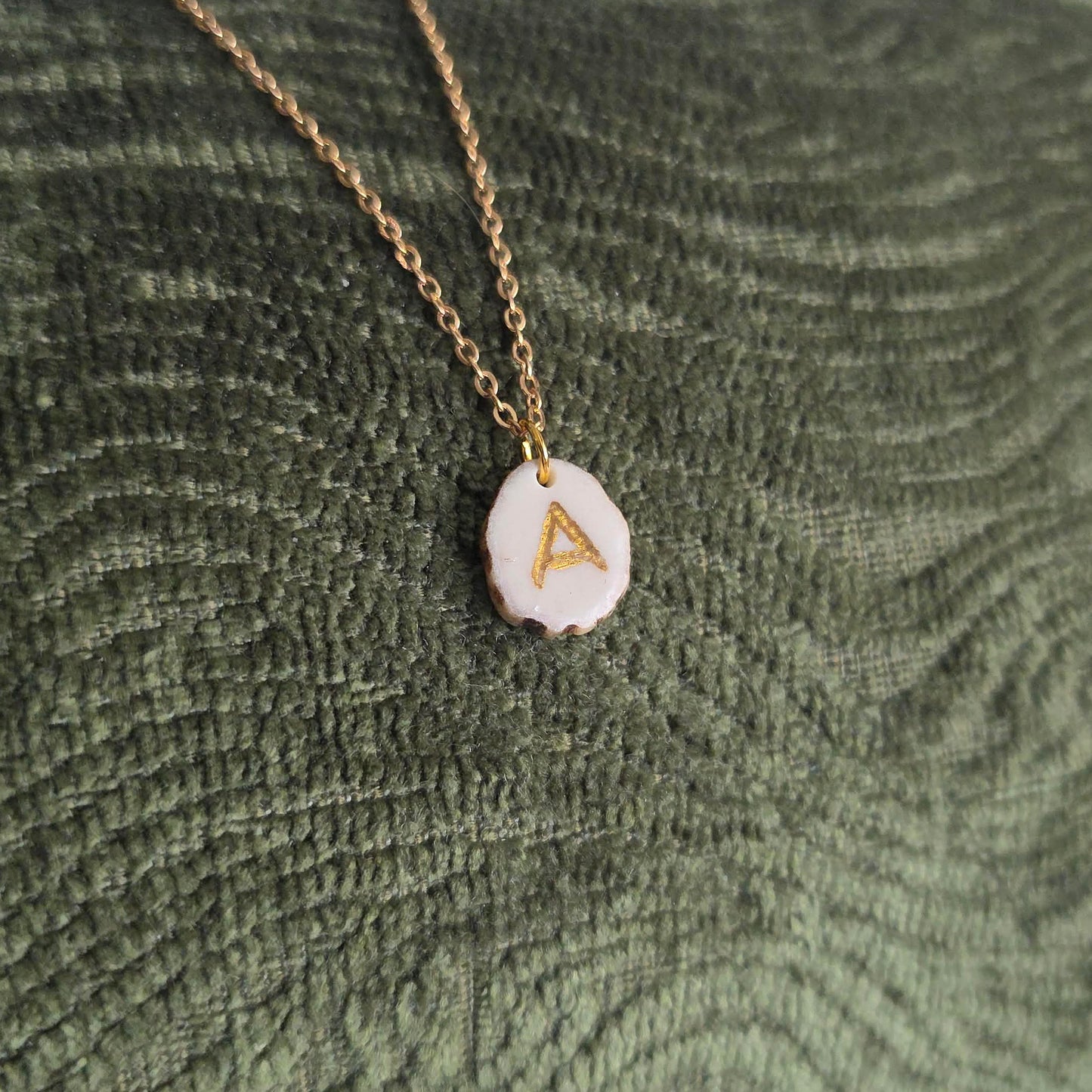 Tine Crest Necklace