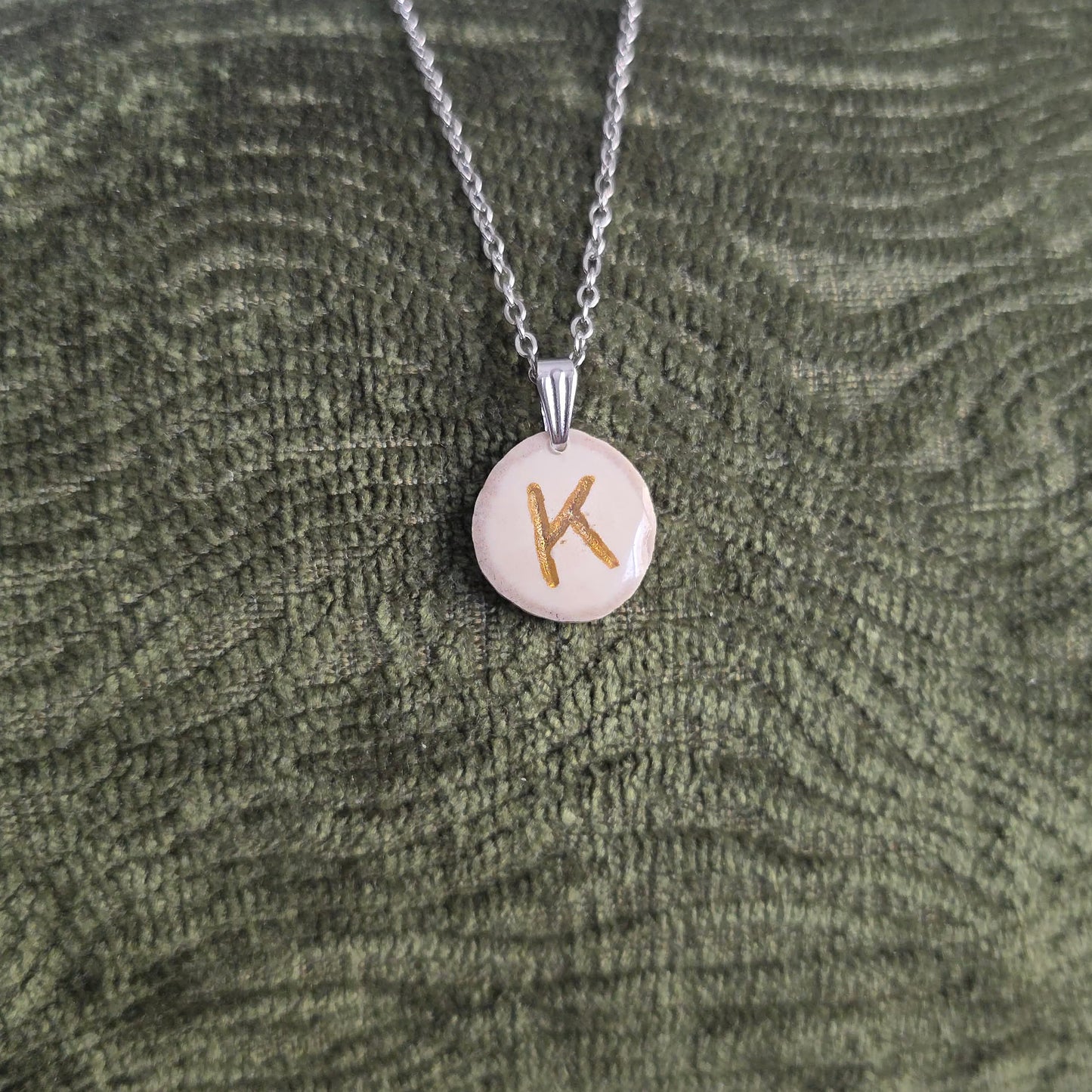Tine Crest Necklace