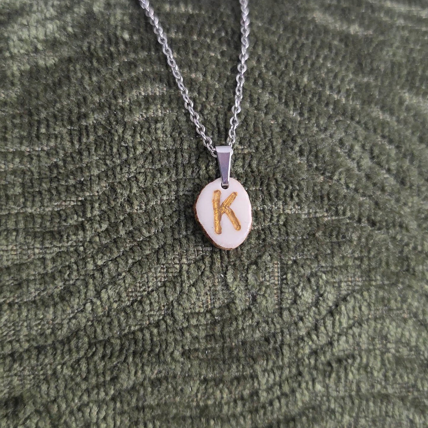 Tine Crest Necklace