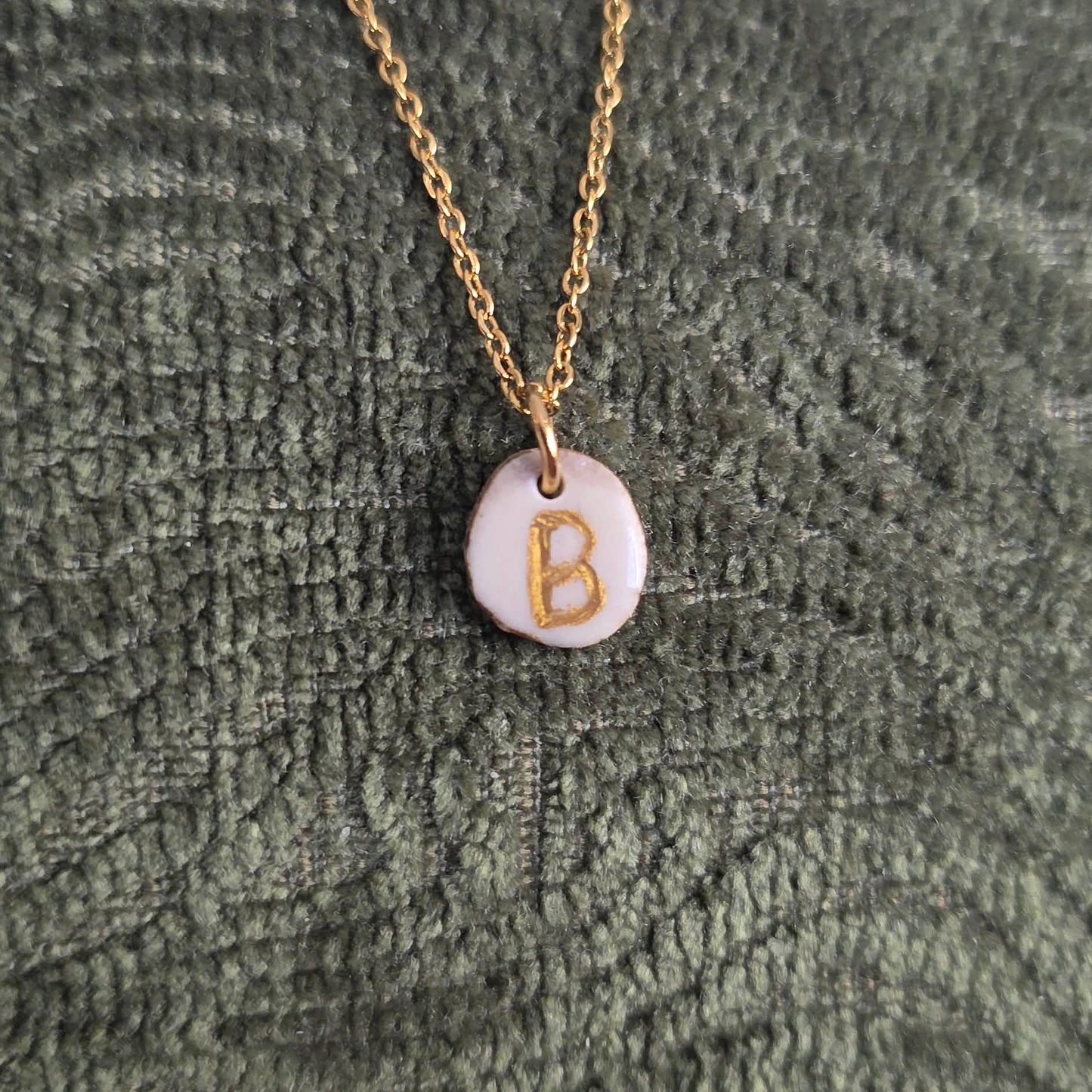 Tine Crest Necklace